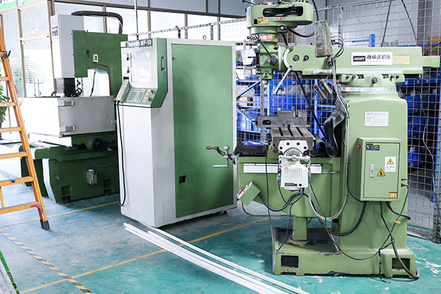 Mould Making（模具制作）